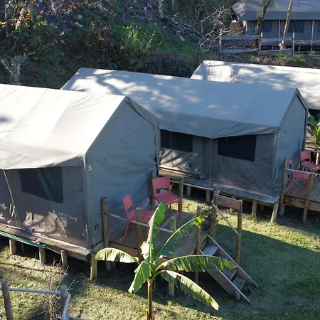 Safari Glamping Portugal Shark * Ventosa (Braga)