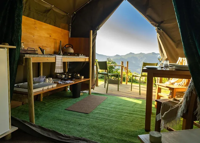 Luxury tent Safari Glamping Portugal Shark Ventosa (Braga)